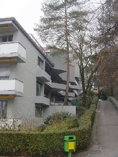 Ruhiges und Zentrales Wohnen in Wollishofen – foto 2 di 5