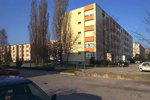 Place de parc extérieure – Foto 2 von 2