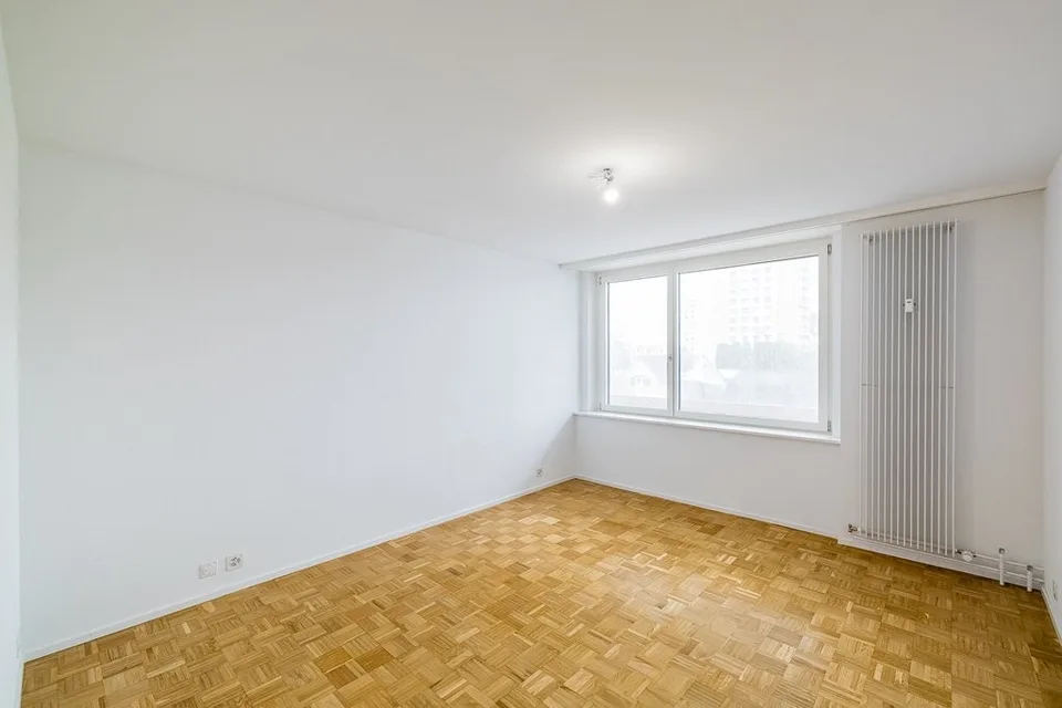 Appartement de 3,5 pièces fraîchement rénové dans un emplacement attractif – photo 5 sur 7