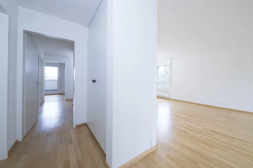 Spacious 3.5-room apartment with chimney – photo 8 of 12