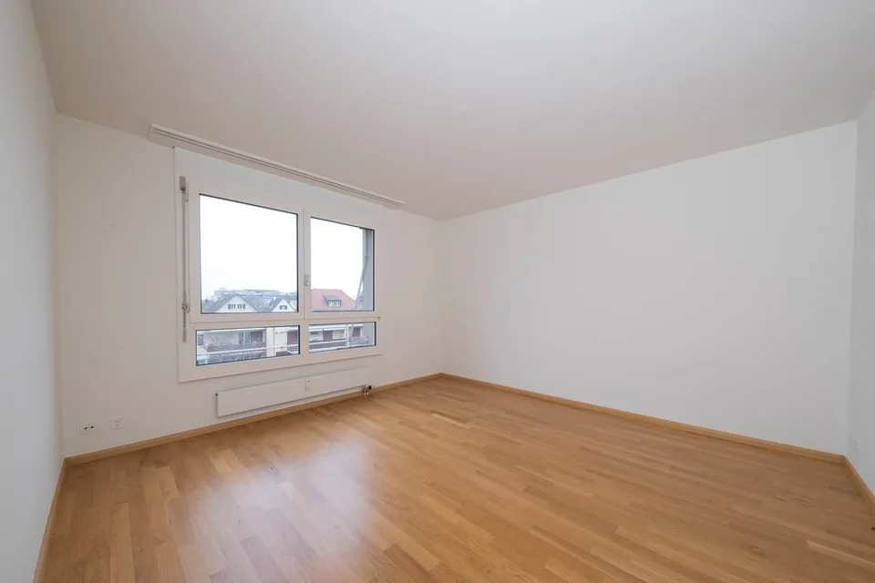 Spacious 3.5-room apartment with chimney – photo 9 of 12