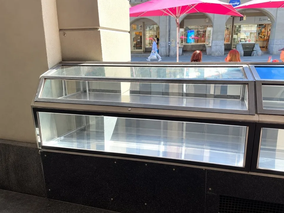 Vetrina in posizione privilegiata sulla Spitalgasse di Berna – foto 2 di 2