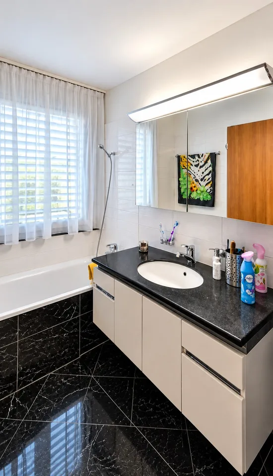 Appartement 4,5 pièces lumineux avec deux balcons et salle de bricolage optionnelle – photo 5 sur 9