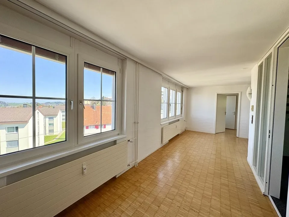 ESCLUSIVA MAISONETTE IN UN CONTESTO VERDE: IDEALE PER FAMIGLIE – foto 2 di 12