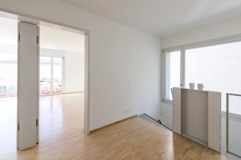 Modern maisonette apartment with garden – photo 7 of 9
