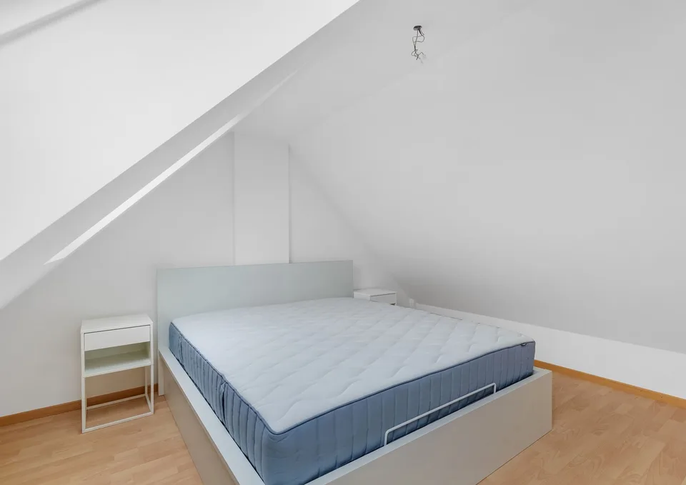 Wunderschöne, möblierte und neue 3 Zimmer Maisonettewohnung per sofort zu vermieten – foto 10 di 12