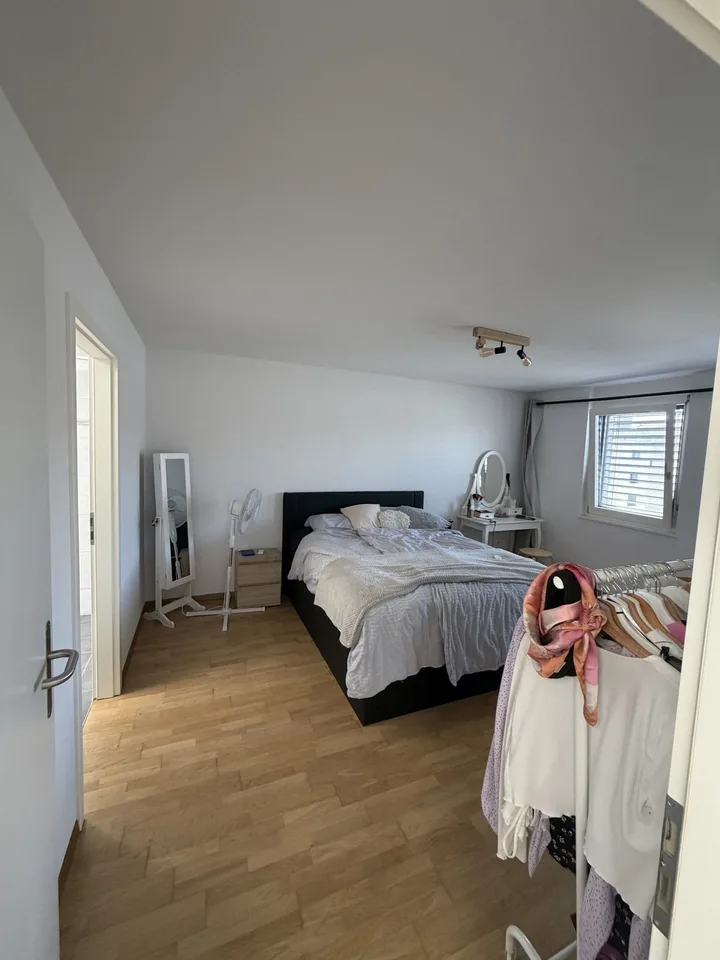 Apartment with 3 1/2 rooms on the 7th floor – photo 7 of 8
