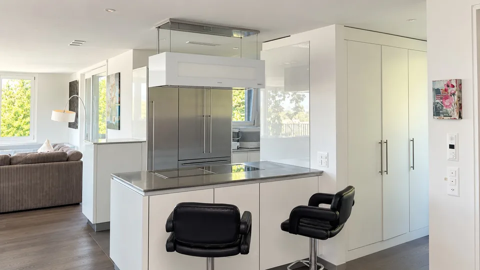201 m² Attika-Maisonette – 3 Terrassen mit ca. 90 m², Alpenblick & Whirlpool – Foto 5 von 16