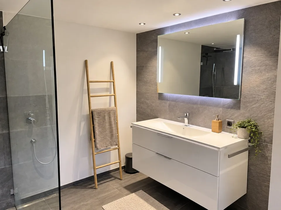 Top 5.5 Duplex-Wohnung 3770 Zweisimmen – foto 6 di 26