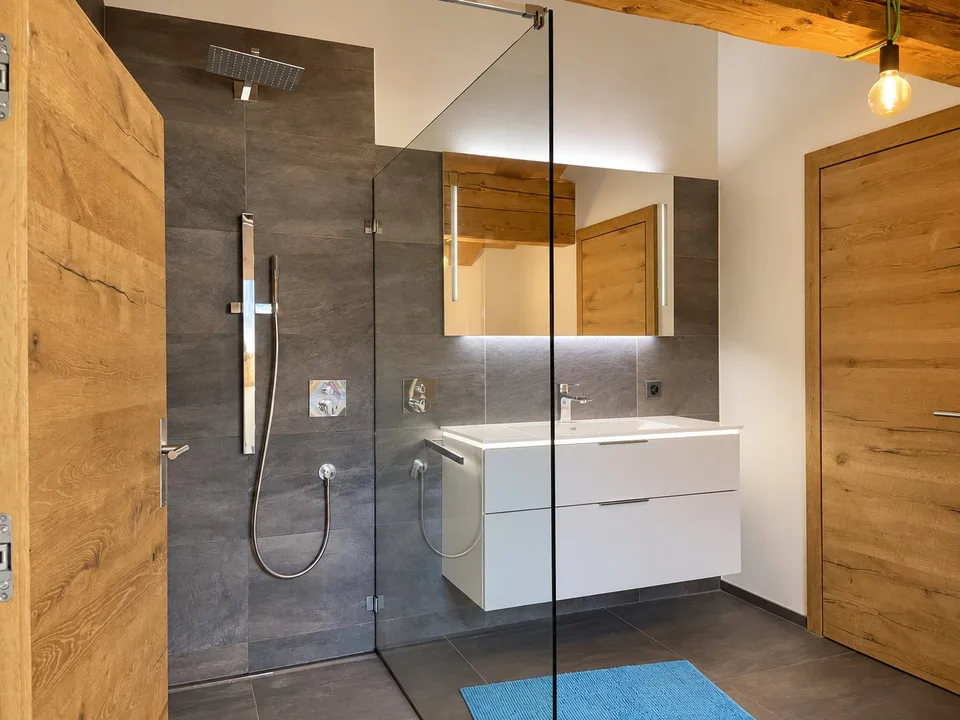 Top 5.5 Duplex-Wohnung 3770 Zweisimmen – foto 21 di 26