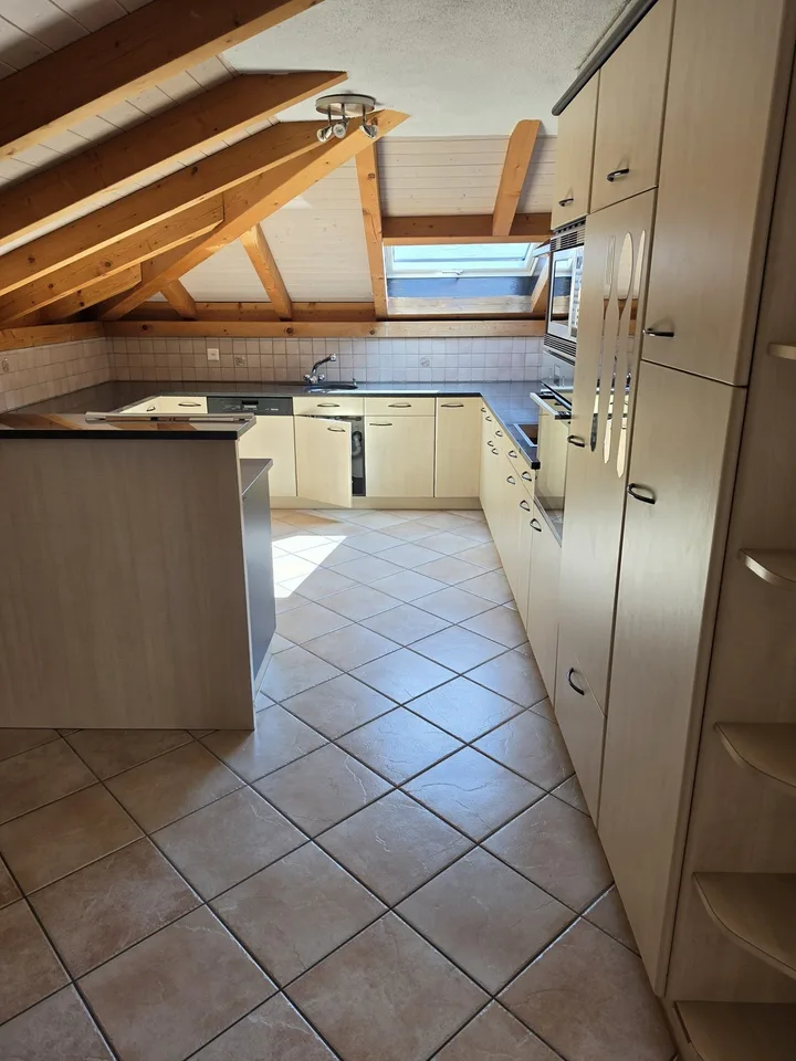 Zu vermieten Charmant 3.5 Zimmer in La Tour-de-Trême – Foto 6 von 7