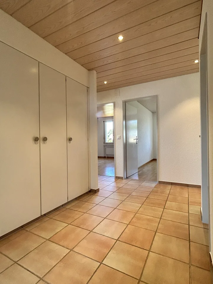 Die EINFACHE 4.5-Zi-Wohnung mit dem Rundumblick – photo 4 of 14
