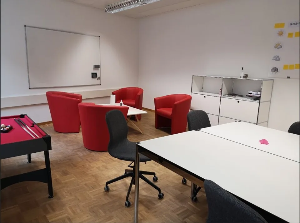 Kompakte Büroräumlichkeiten im Erdgeschoss – Foto 2 von 3