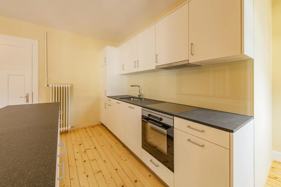 4.5-Zimmer-Altbauwohnung im Zentrum von Brig – Foto 2 von 9