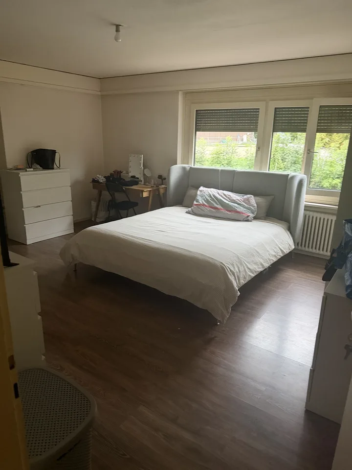 Wg zimmer ab 1 ocktober – foto 1 di 1