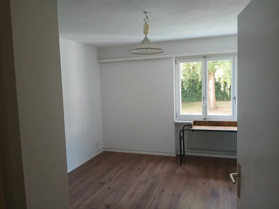 Appartamento di 3,5 locali con giardino a Ittigen – foto 5 di 7
