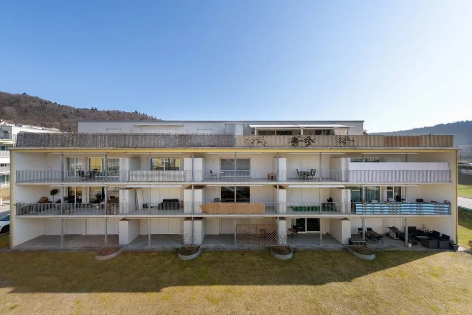 Appartamento arredato con balcone spazioso – foto 10 di 10