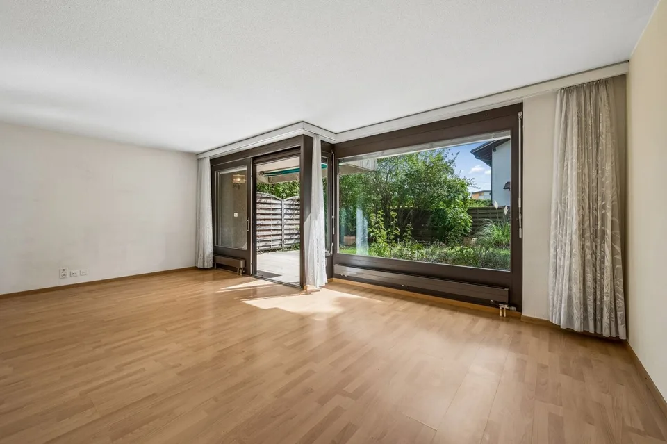 Casa a schiera di 5,5 locali con giardino e grande potenziale – foto 6 di 13