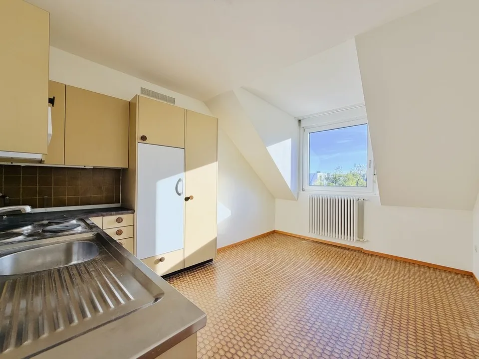 Stilvolle Altbauwohnung mit Charme - Grosszügiges Wohnen – Foto 2 von 12