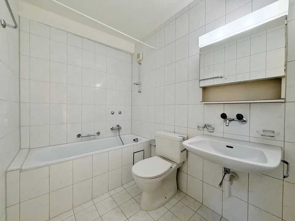 Stilvolle Altbauwohnung mit Charme - Grosszügiges Wohnen – Foto 11 von 12