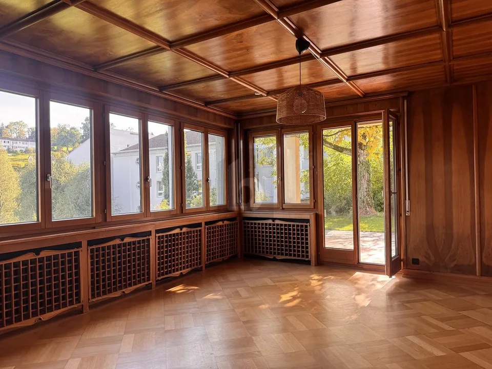 Elegante, in una posizione molto richiesta e con giardino – foto 3 di 4