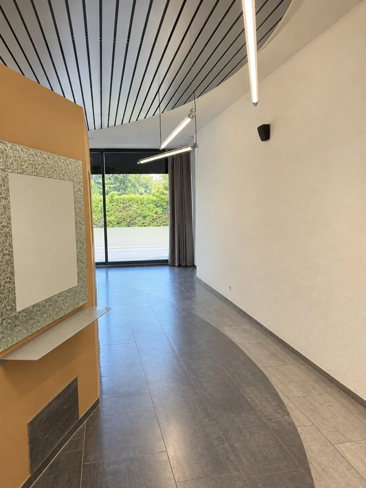 Gewerbefläche an der Hauptstrasse von Dübendorf – foto 5 di 8