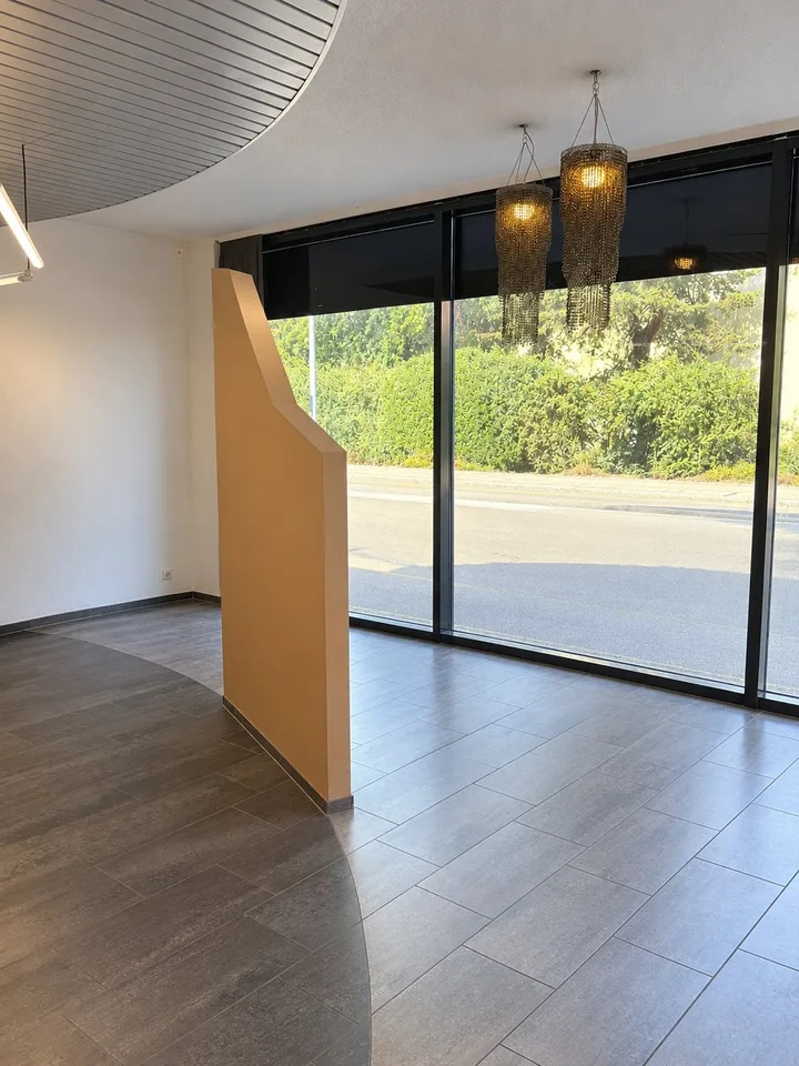 Gewerbefläche an der Hauptstrasse von Dübendorf – foto 6 di 8