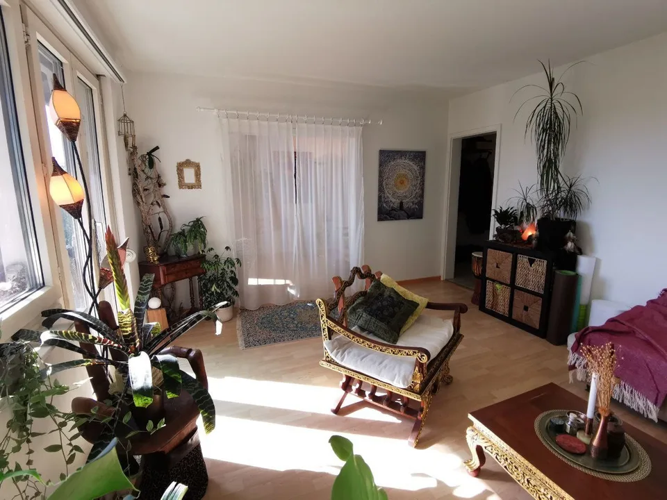 günstige, schöne 4-Zimmer Wohnung mit toller Aussicht – Foto 4 von 17