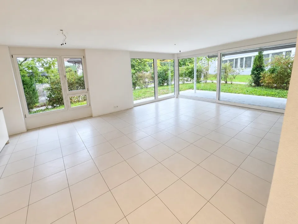 Wir suchen dringend einen Nachmieter für eine superschöne Wohnung mit Terrasse und Rasenplatz – Foto 12 von 12