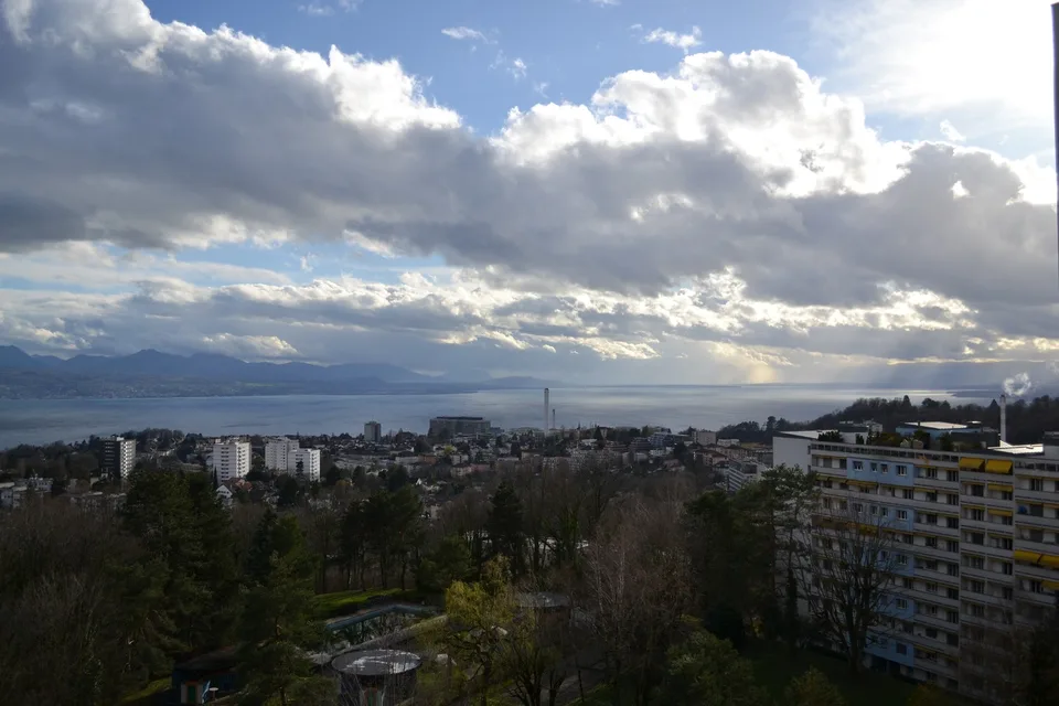 Studio in den Höhen von Lausanne – Foto 3 von 7