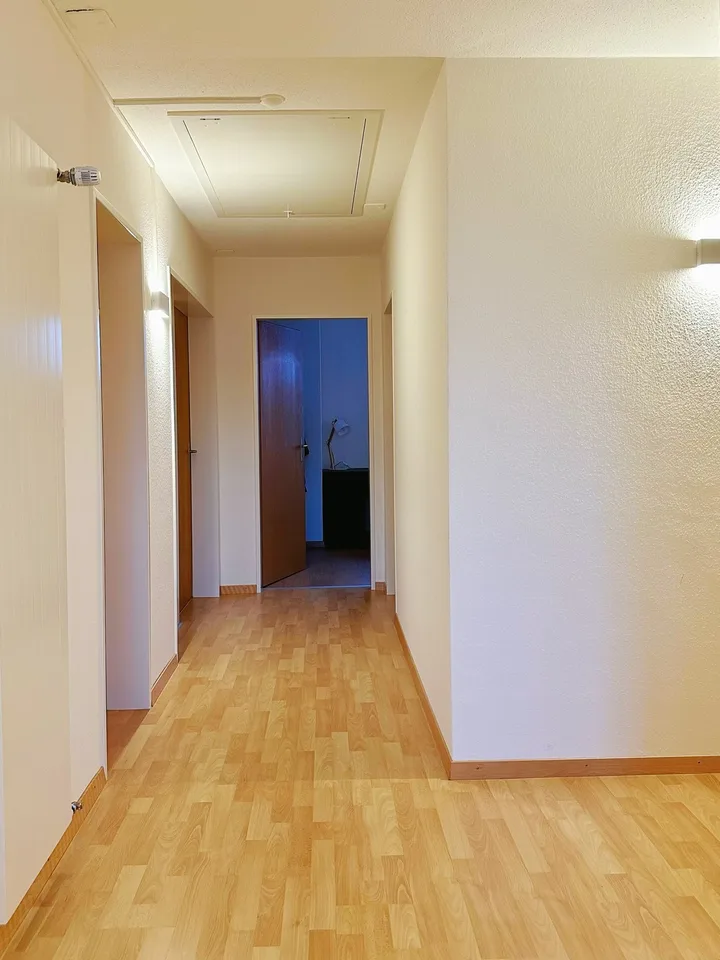 4.5-Zimmer-Wohnung mit grosser Balkon in Spreitenbach – Foto 14 von 18