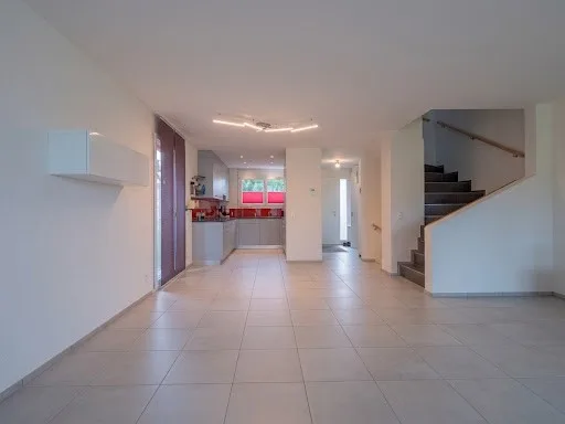 Doppeleinfamilienhaus in Biel-Benken BL – Foto 10 von 23