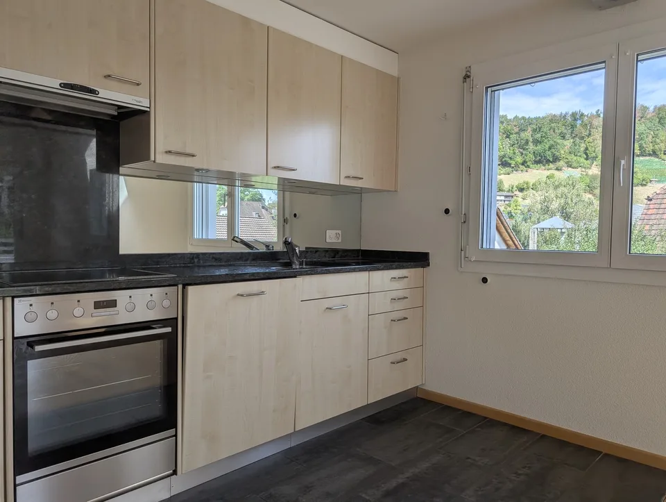 4.5-Zimmer-Maisonettewohnung mit Galerie und Balkon in Ziefen – Foto 14 von 29