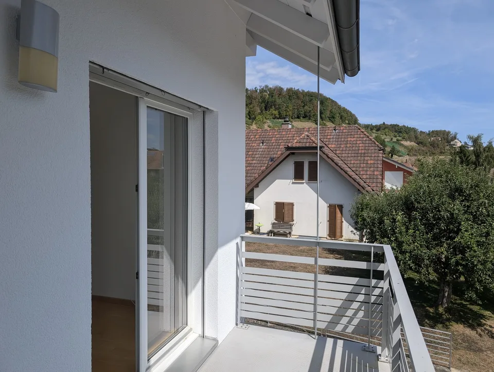 4.5-Zimmer-Maisonettewohnung mit Galerie und Balkon in Ziefen – Foto 12 von 29