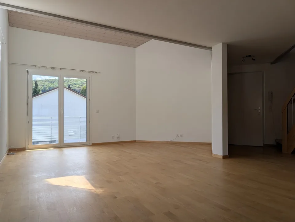 4.5-Zimmer-Maisonettewohnung mit Galerie und Balkon in Ziefen – Foto 11 von 29