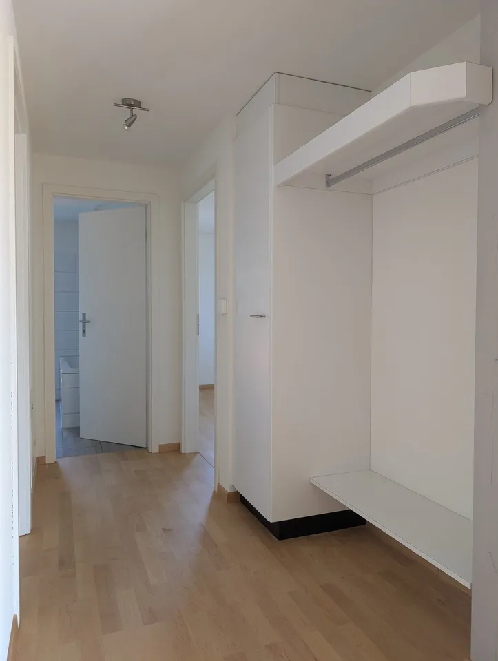 4.5-Zimmer-Maisonettewohnung mit Galerie und Balkon in Ziefen – Foto 8 von 29