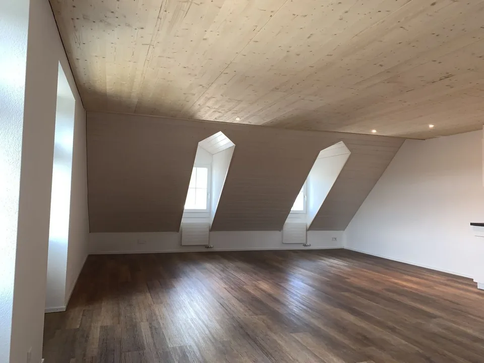Schönes Loft mit Galerie zu vermieten – Foto 5 von 12