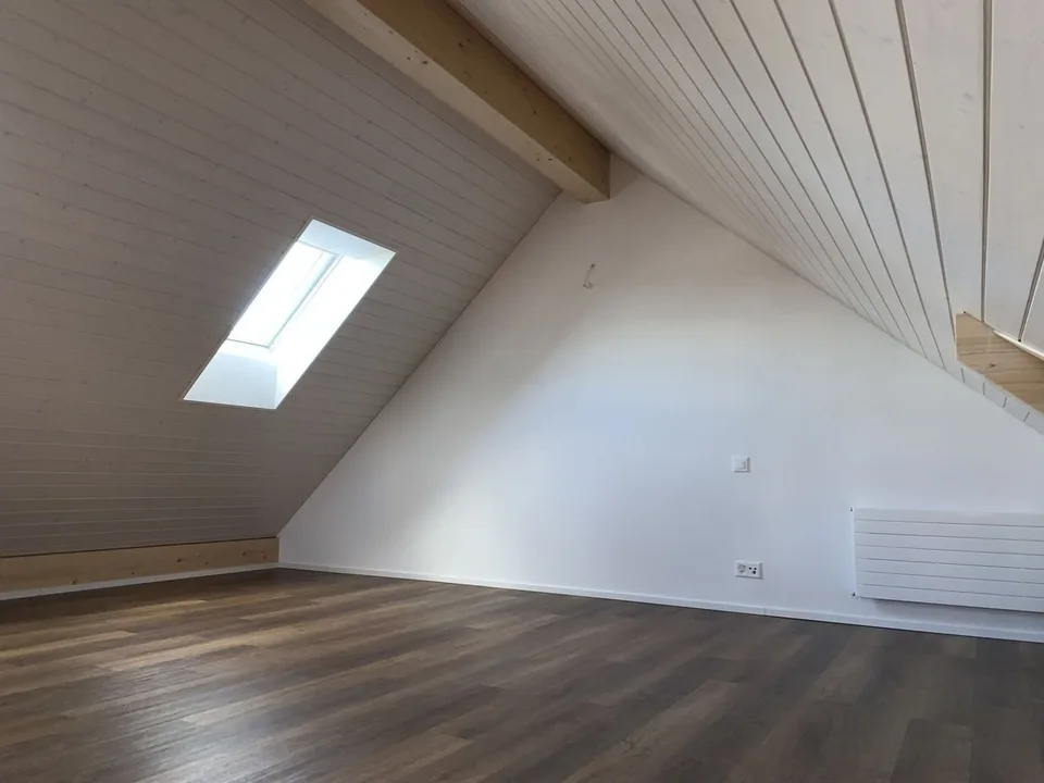 Schönes Loft mit Galerie zu vermieten – Foto 8 von 12