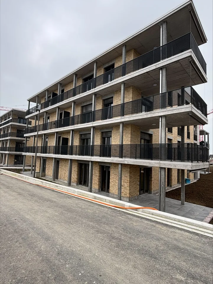 Moderne 4 ½ Zimmer-Wohnung im Ziegeleiquartier, Berg TG – foto 2 di 15