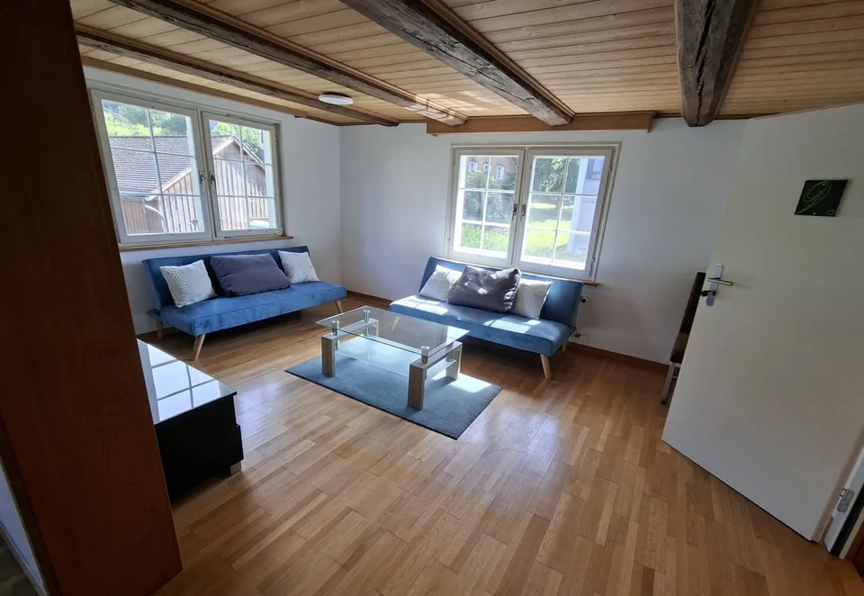 Gemütliches & grosses, möbliertes All-inclusive WG-Zimmer in Studentenhaus – Foto 3 von 10