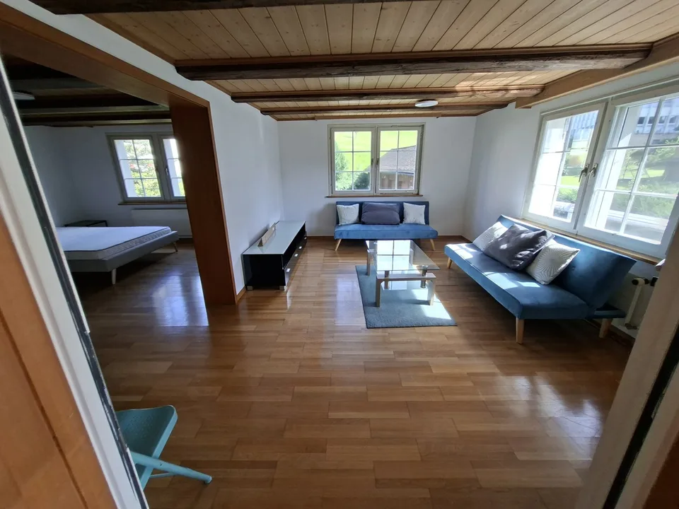 Gemütliches & grosses, möbliertes All-inclusive WG-Zimmer in Studentenhaus – Foto 2 von 10