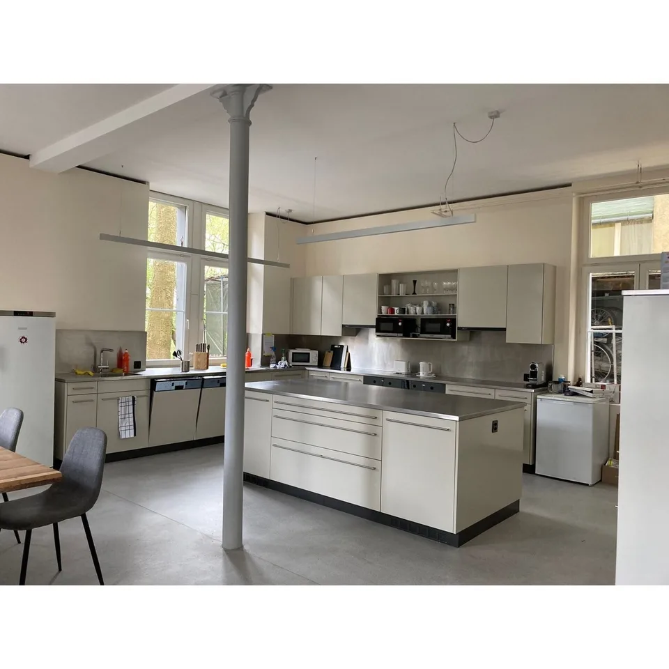 Möbliertes WG-Zimmer in lebhafter Studenten WG – Foto 6 von 7