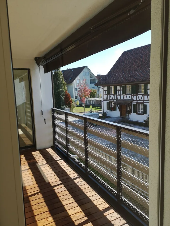 Die Gelegenheit! Grosse 2.5 Z-Wohnung mit Balkon – Foto 4 von 5