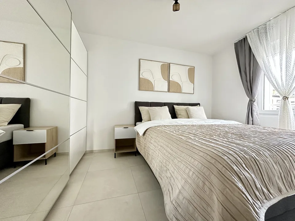 Stylishly Interior-Designed MydIhei Apartment for Couple or Small Family – Foto 11 von 16