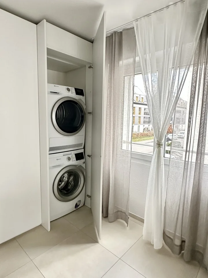 Stylishly Interior-Designed MydIhei Apartment for Couple or Small Family – Foto 15 von 16