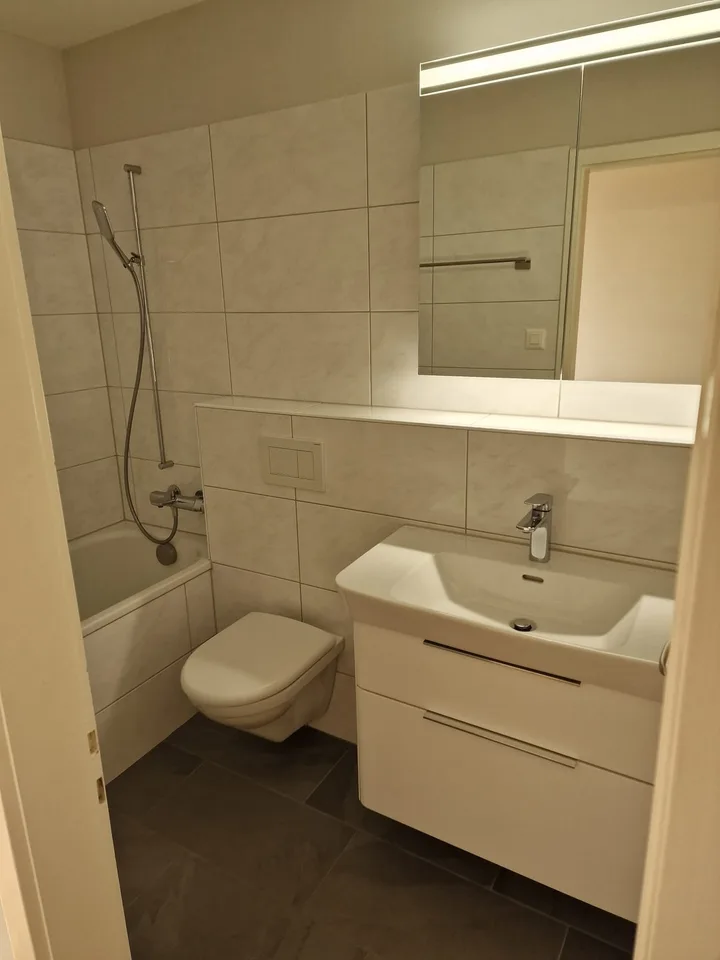 3.5-Zimmer Wohnung in gepflegter Altliegenschaft (1. OG, 76m2, Renovation 2022) – photo 10 sur 10