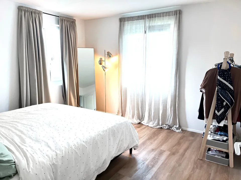 Grosszügige 4.5-Zimmer-Maisonettewohnung mit Garten und Weitsicht! – Foto 7 von 15