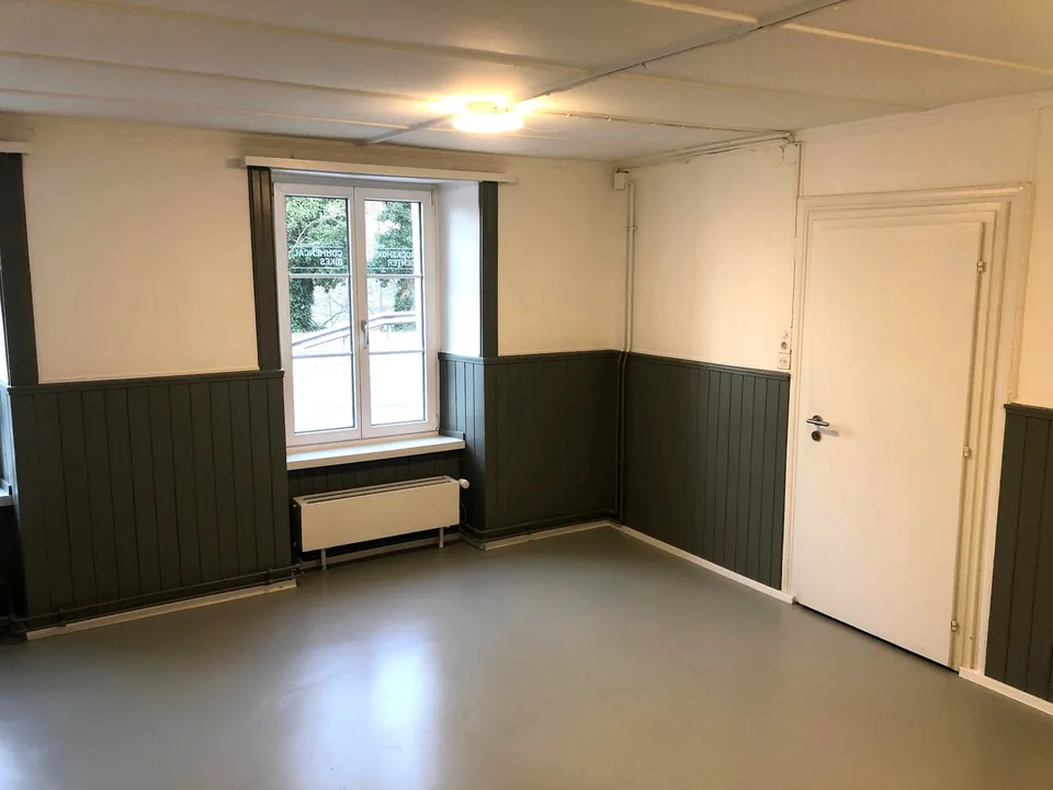 Gewerbefläche im EG direkt an der Hauptstrasse – Foto 3 von 5