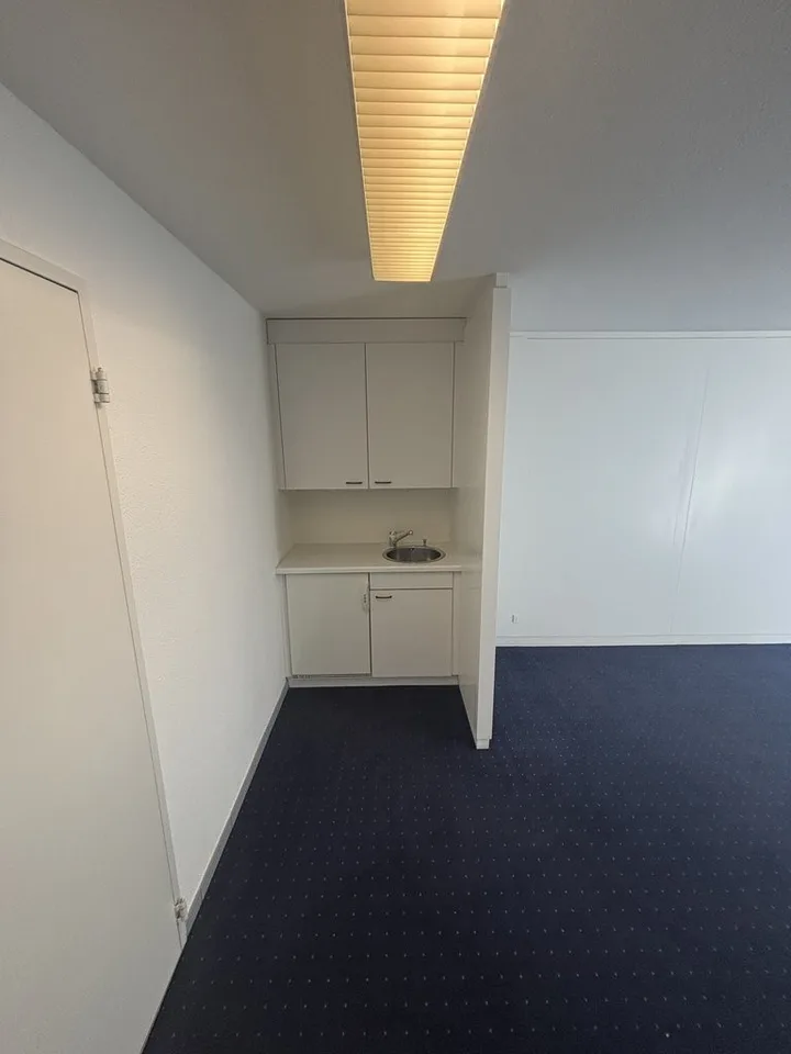 Einzelbüro an Top-Lage in Biel – photo 6 sur 7
