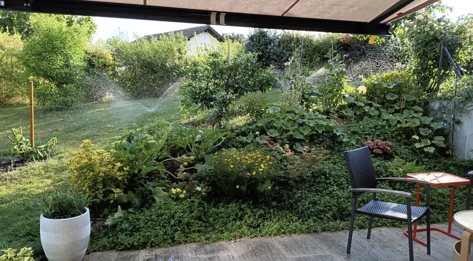 2,5 pièces meublé en rez-de-jardin avec terrasse – sous-location 1 à 3 ans – Foto 10 von 12